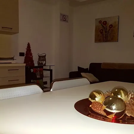 Apartmán Titti House *